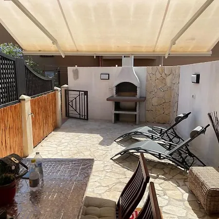 Casa Ginestra מלון וילסימיוס