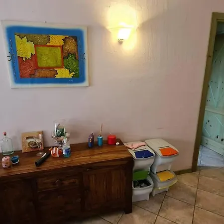 מלון Casa Ginestra 3*